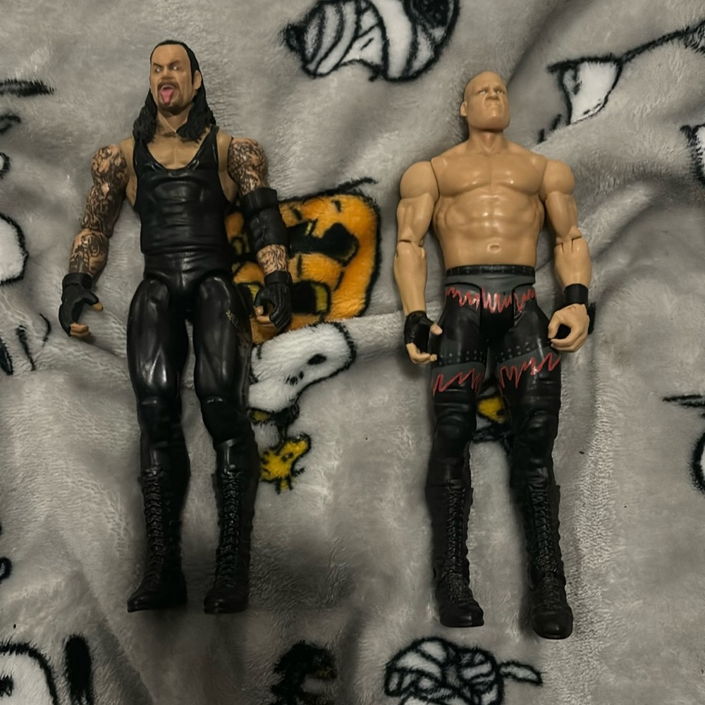 Wwe wrestling figures